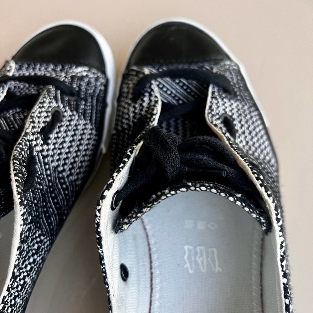 Converse woman size 7 - Picture 2 of 7